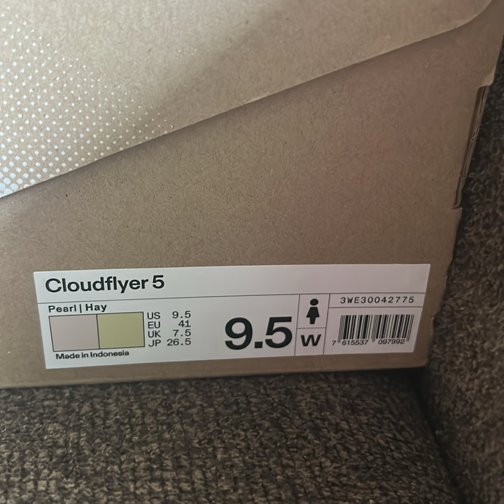 ON Running CloudFlyer 5 NEW!! - Picture 5 of 5